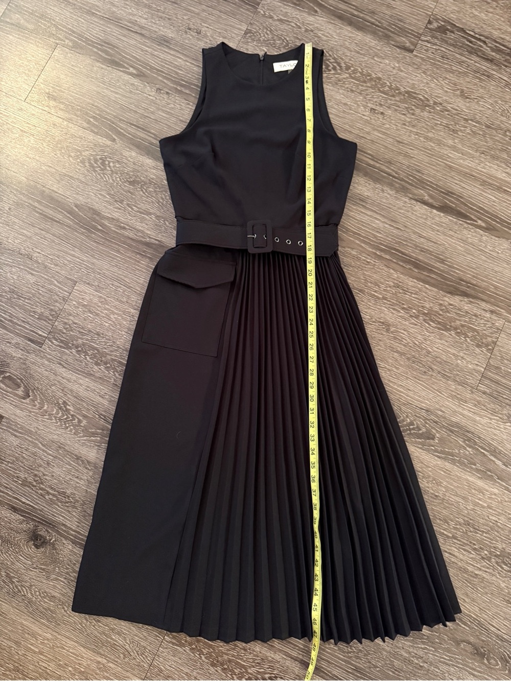 Taylor Pleated Belted Sleeveless Midi Dress - Picture 5 of 6
